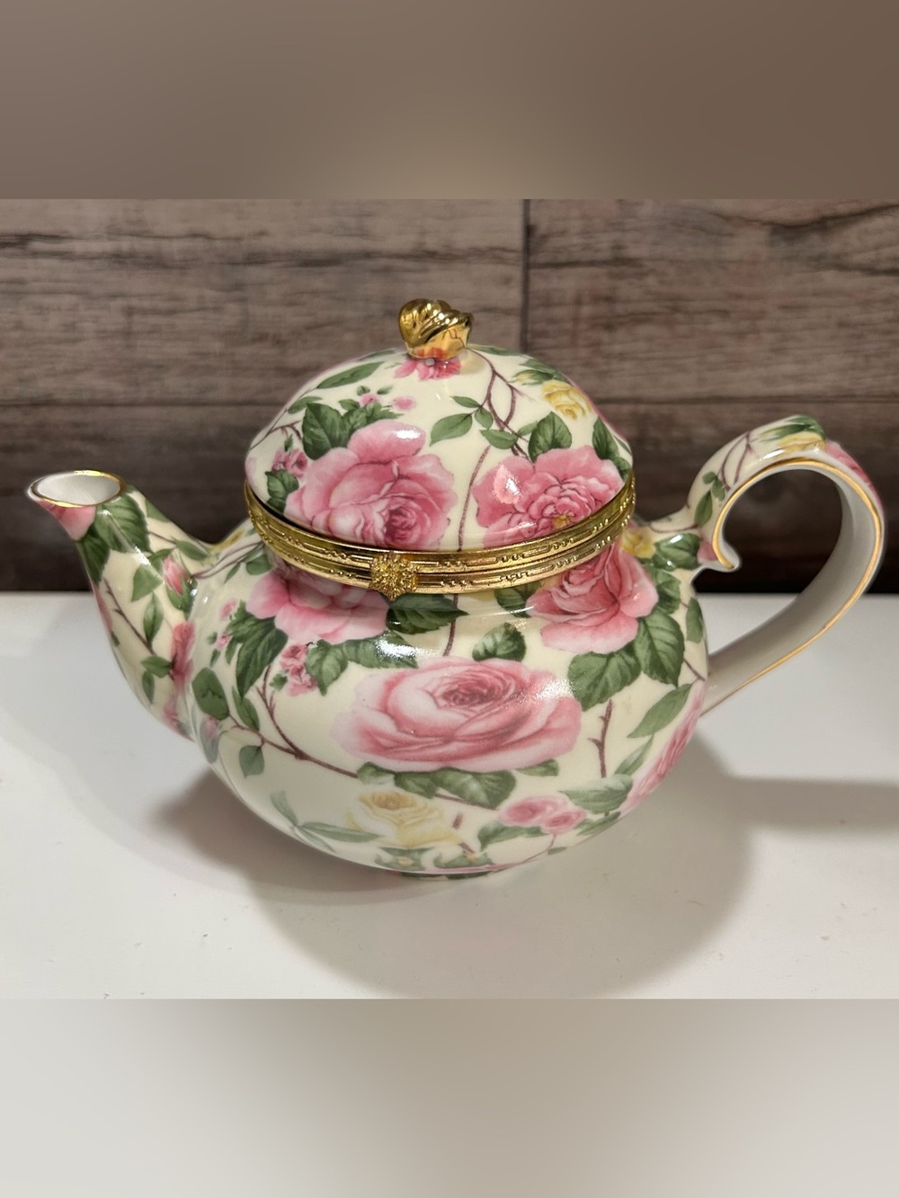 Porcelain Tea Pot Candle